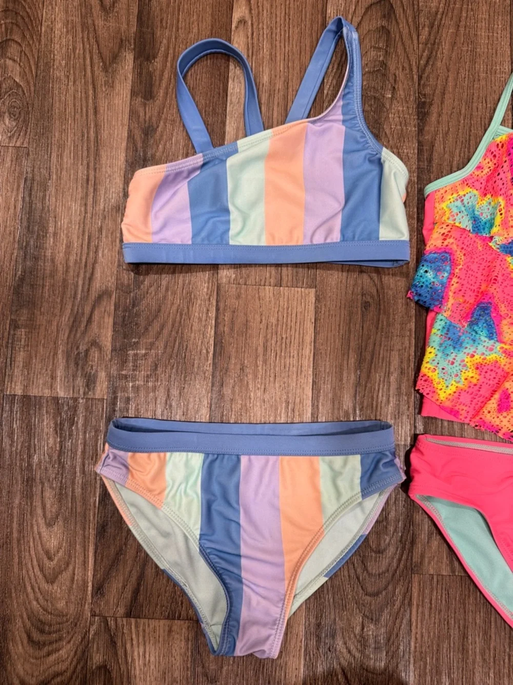 Lot of 3 Size 7/8 Swimsuits Pastel Tie-Dye, Mint & Neon Pink Girls Swim Tops